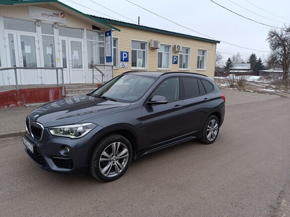 2018 BMW X1 16d sDrive II (F48), серый, 1999999 рублей