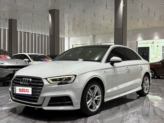 2020 Audi A3 III (8V) Рестайлинг, белый, 1800000 рублей, вид 2