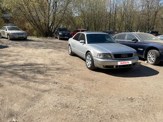 2000 Audi A8 I (D2) Рестайлинг, серый, 690000 рублей, вид 1