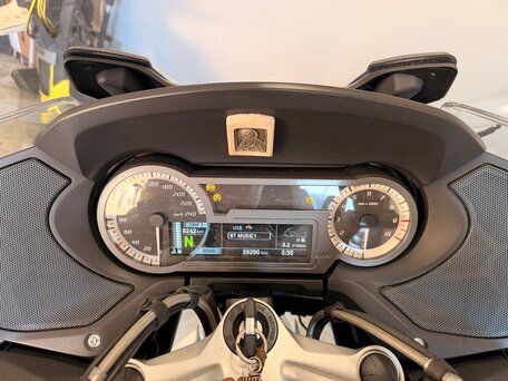 2018 BMW R 1200 RT, белый, 1350000 рублей, вид 3