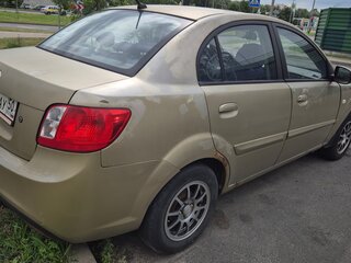 2010 Kia Rio II Рестайлинг, бежевый, 280000 рублей, вид 2