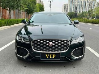 2022 Jaguar XF L II Рестайлинг, зелёный, 6600000 рублей, вид 4
