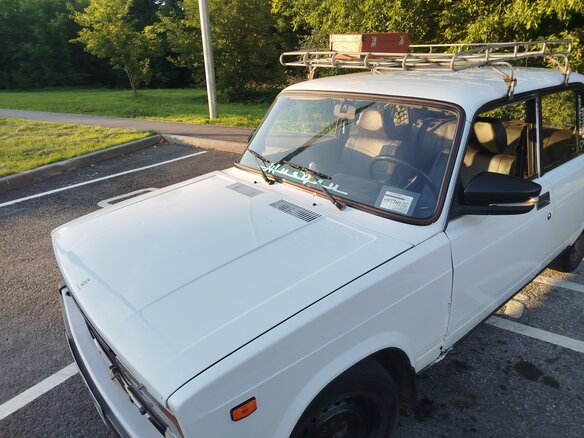 1999 Lada (ВАЗ) 2105, белый, 149000 рублей - вид 5