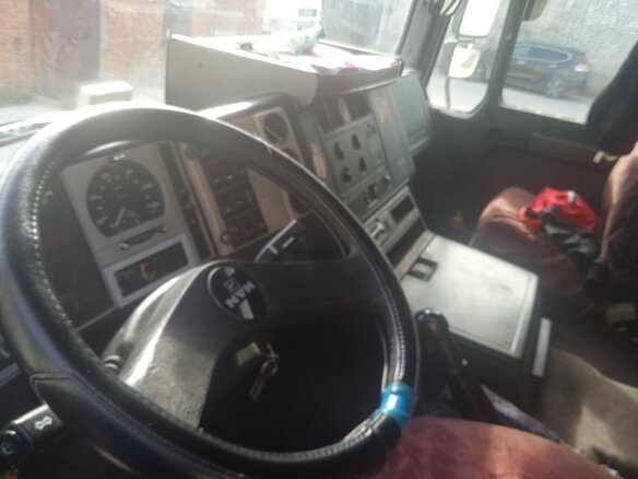 1999 MAN F 2000, белый, 900000 рублей - вид 1