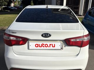 2014 Kia Rio III, белый, 600000 рублей, вид 4