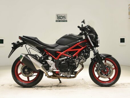 2021 Suzuki SV 650, серебристый, 680000 рублей, вид 4