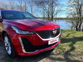 2022 Cadillac CT5 I, красный, 2900000 рублей, вид 2
