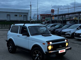 2010 Lada (ВАЗ) 2121 (4x4) I Рестайлинг, белый, 570000 рублей, вид 3