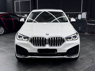 2020 BMW X6 40i III (G06), белый, 7500000 рублей, вид 3