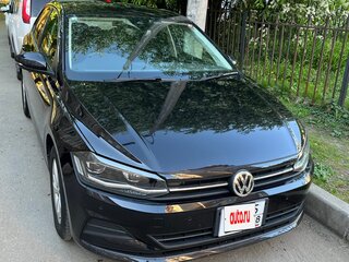 2020 Volkswagen Polo VI (EU Market), чёрный, 1400000 рублей, вид 1
