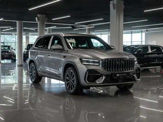 2026 Geely Monjaro (Xingyue L) I Рестайлинг 2 (China Market), серый, 4300000 рублей, вид 2