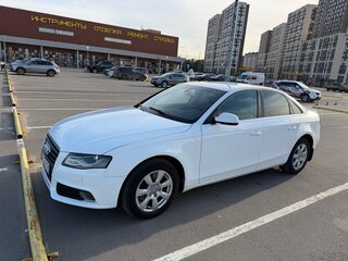 2010 Audi A4 IV (B8), белый, 900000 рублей, вид 2