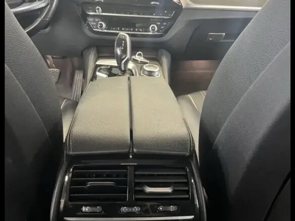 2019 BMW 5 серии 520d xDrive VII (G30/G31/G38), синий, 3300000 рублей - вид 5