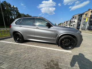 2014 BMW X5 40d III (F15), серый, 3503775 рублей, вид 3