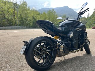 2023 Ducati Diavel V4, чёрный, 1990000 рублей, вид 2