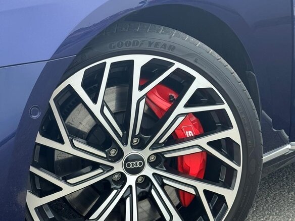 2021 Audi A8 60 TFSI e IV (D5), синий, 8230000 рублей - вид 24