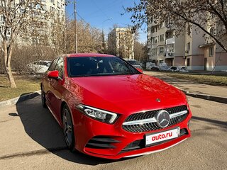 2018 Mercedes-Benz A-Класс 200 IV (W177), красный, 2500000 рублей, вид 3