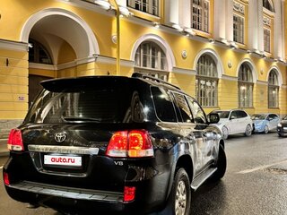 2008 Toyota Land Cruiser 200 Series, чёрный, 2500000 рублей, вид 4