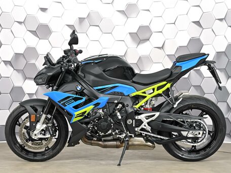 2025 BMW S 1000 R, чёрный, 1999000 рублей, вид 4