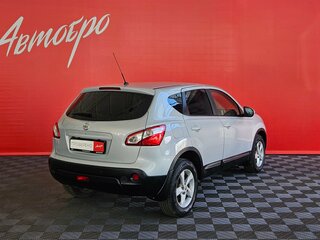 2011 Nissan Qashqai I Рестайлинг, серебристый, 945000 рублей, вид 5