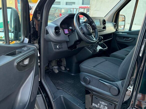 2023 Mercedes-Benz Sprinter, чёрный, 5700000 рублей - вид 19