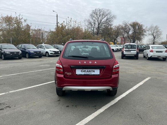 2026 Lada (ВАЗ) Granta Cross I Рестайлинг, красный, 1246000 рублей - вид 3