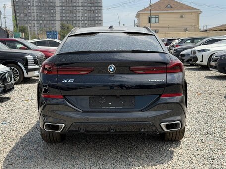 2026 BMW X6 40i III (G06) Рестайлинг, серый, 12480000 рублей, вид 4