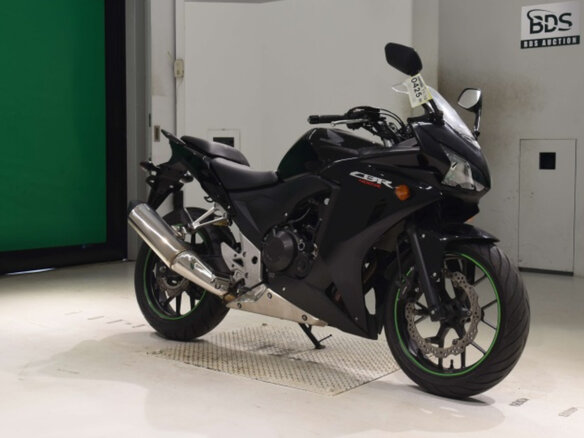 2014 Honda CBR 400R, чёрный, 340000 рублей - вид 1