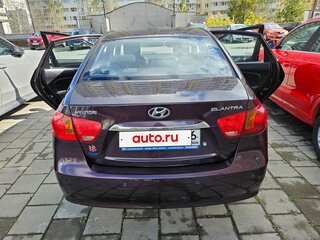 2010 Hyundai Elantra IV (HD), красный, 610000 рублей, вид 4