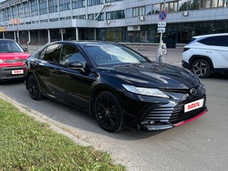 2021 Toyota Camry VIII (XV70) Рестайлинг, чёрный, 3950000 рублей, вид 3