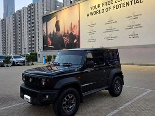 2022 Suzuki Jimny IV, чёрный, 1990000 рублей, вид 4