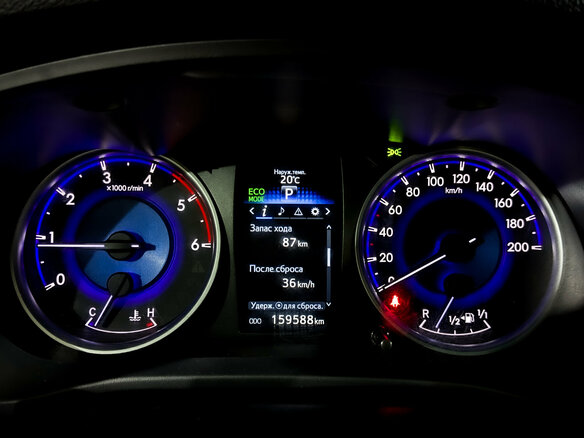 2017 Toyota Hilux VIII, чёрный, 3575000 рублей - вид 10