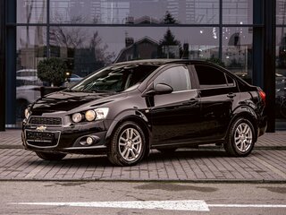 2013 Chevrolet Aveo II, чёрный, 695000 рублей, вид 1