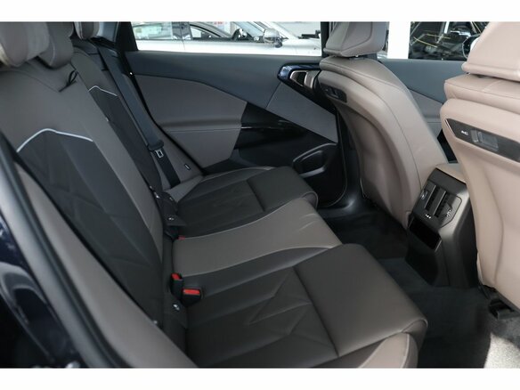 2025 BMW X3 Long 30L xDrive IV (G45/G48), чёрный, 7550000 рублей - вид 13