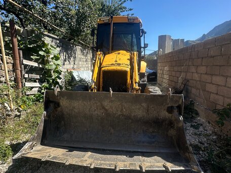 2002 JCB 3CX, 2600000 рублей, вид 4