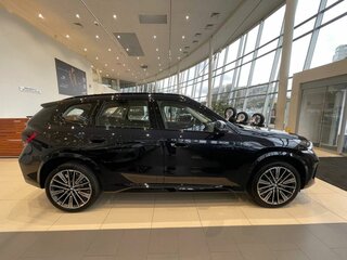 2026 BMW X1 Long 25Li xDrive III (U11/U12), чёрный, 6100000 рублей, вид 4