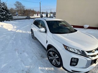 2019 Mitsubishi Outlander Sport I Рестайлинг 3, белый, 1450000 рублей, вид 3