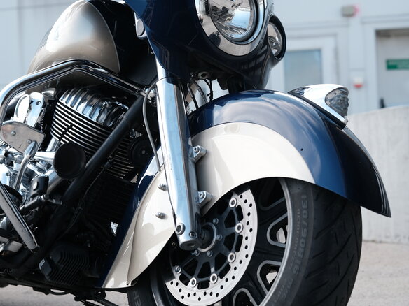 2018 Indian Chieftain, синий, 1475000 рублей - вид 5
