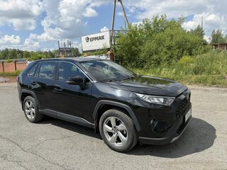 2021 Toyota RAV4 V (XA50), чёрный, 3019000 рублей, вид 3