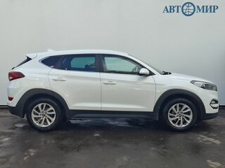 2017 Hyundai Tucson III, белый, 1575000 рублей, вид 4