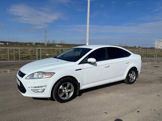 2013 Ford Mondeo IV Рестайлинг, белый, 750000 рублей, вид 3