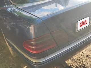 1999 Mercedes-Benz E-Класс 200 II (W210, S210), синий, 265000 рублей, вид 3