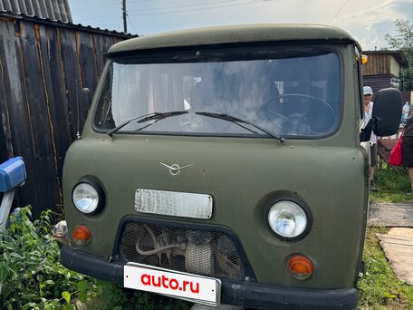 1998 УАЗ 3909, зелёный, 370000 рублей, вид 1