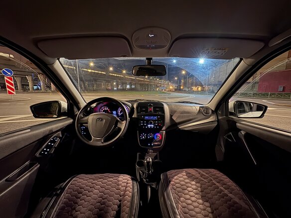 2021 Lada (ВАЗ) Granta I Рестайлинг, белый, 700000 рублей - вид 8