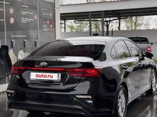 2019 Kia K3 II, чёрный, 1900000 рублей, вид 4