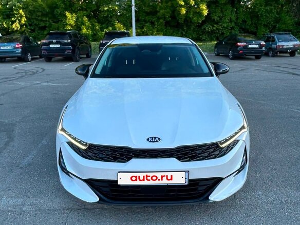 2020 Kia K5 III, белый, 2600000 рублей