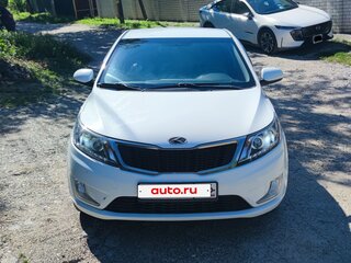 2013 Kia Rio 5-speed III, белый, 850000 рублей, вид 1
