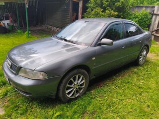 1997 Audi A4 I (B5), серый, 460000 рублей, вид 1