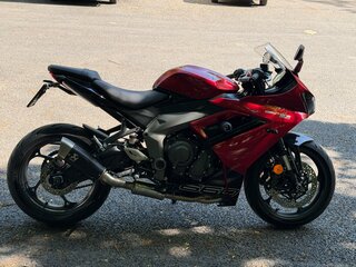 Triumph Daytona 660