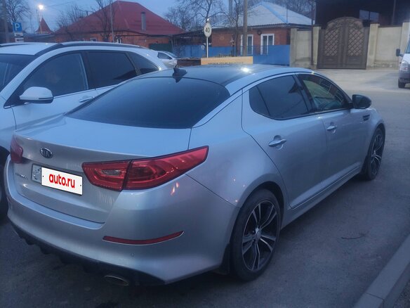 2014 Kia Optima III Рестайлинг, серебристый, 1700000 рублей - вид 3